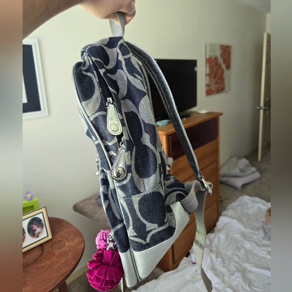 Coach Backpack, black and silver with pink lining - Picture 4 of 10